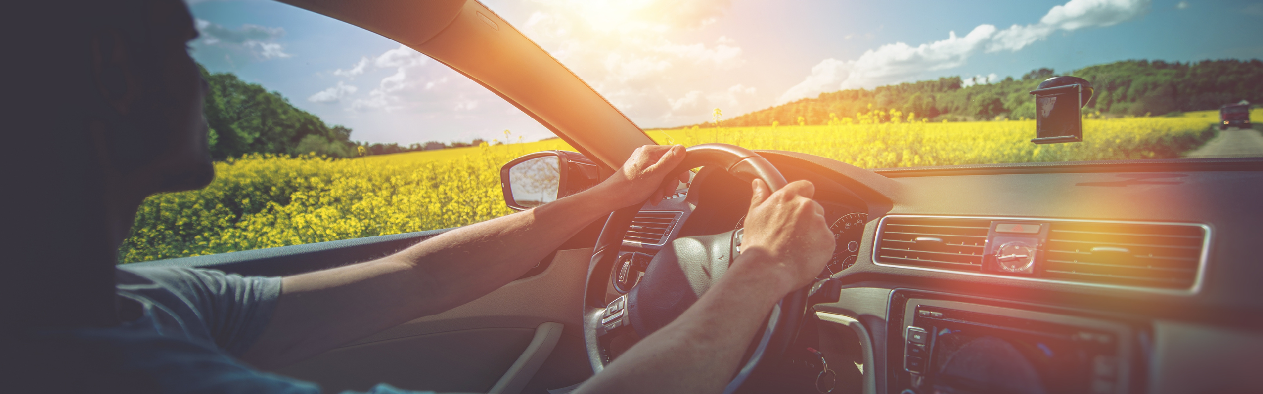 Sonnenschutz Auto: alles cool bei heißen Temperaturen, Tipps &  Wissenswertes