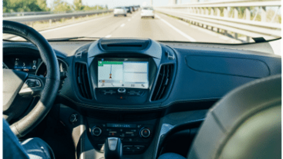 Navigationssystem in Auto festverbaut